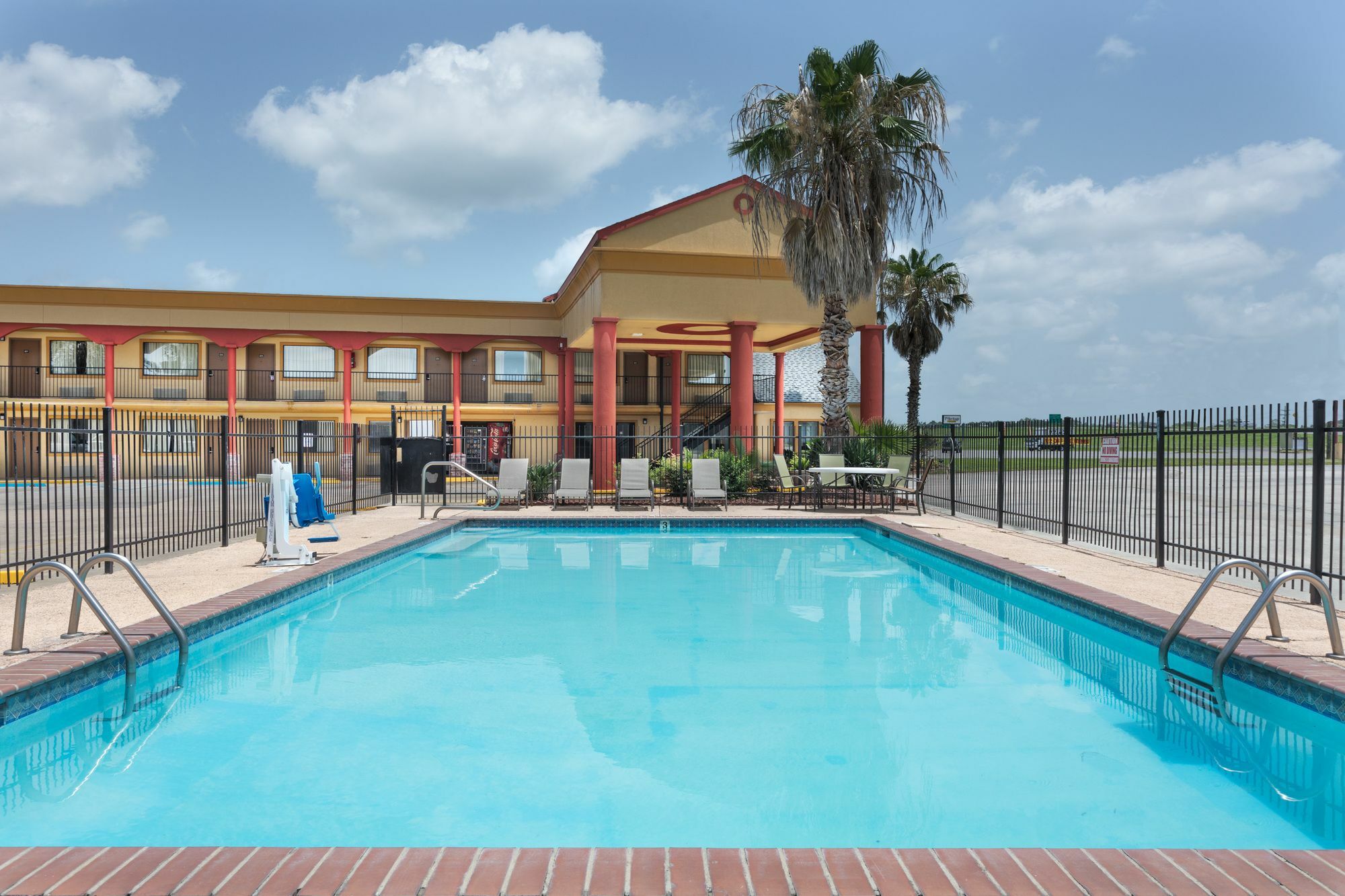 Studio 6 Opelousas, La Hotel Exterior photo